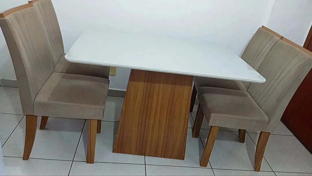 Mesa de Jantar 4 lugares c/ tampo de vidro off white - Foto 2
