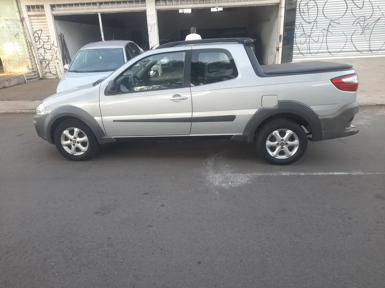 Fiat Strada Working Hard 1.4 Fire Flex 8V CD 2017 - Foto 3