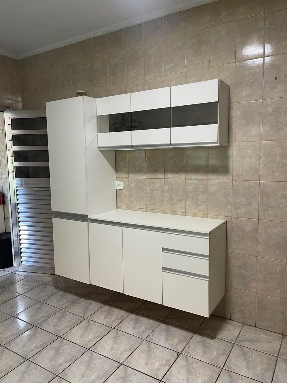 Armário cozinha branco IMPECÁVEL  - Foto 2