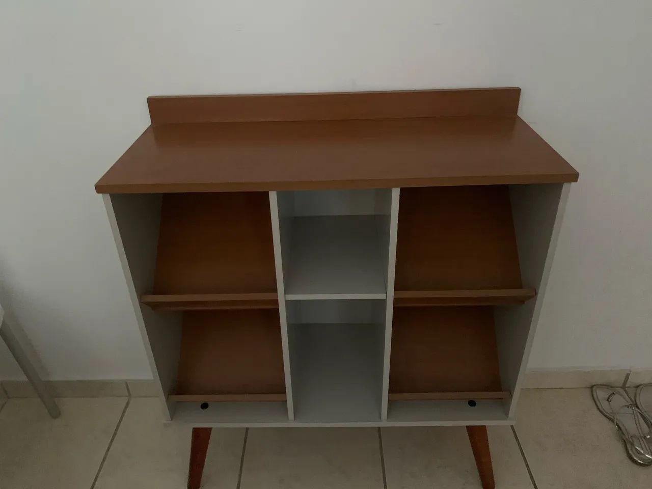 Vendo adega / aparador 