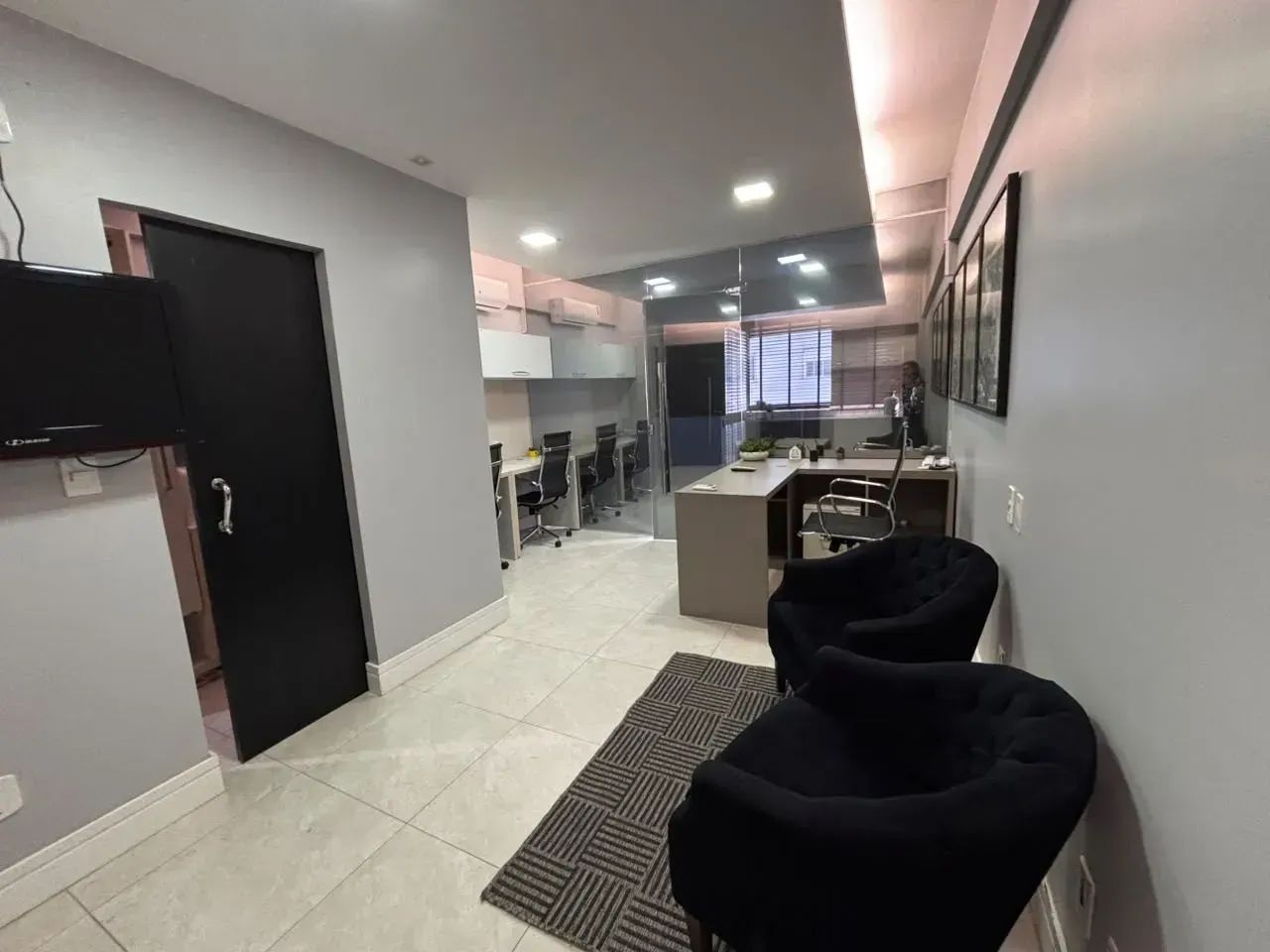 Sala Comercial no Infinity Corporate MOBILIADA por apenas R$ 5 mil!! - Foto 4