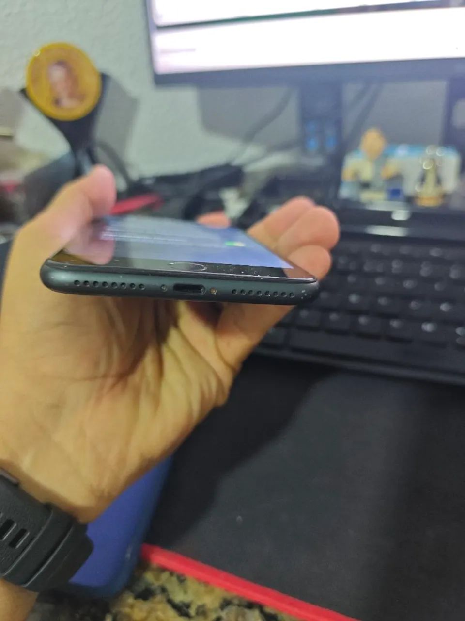 iPhone 8 plus 64GB - Foto 2
