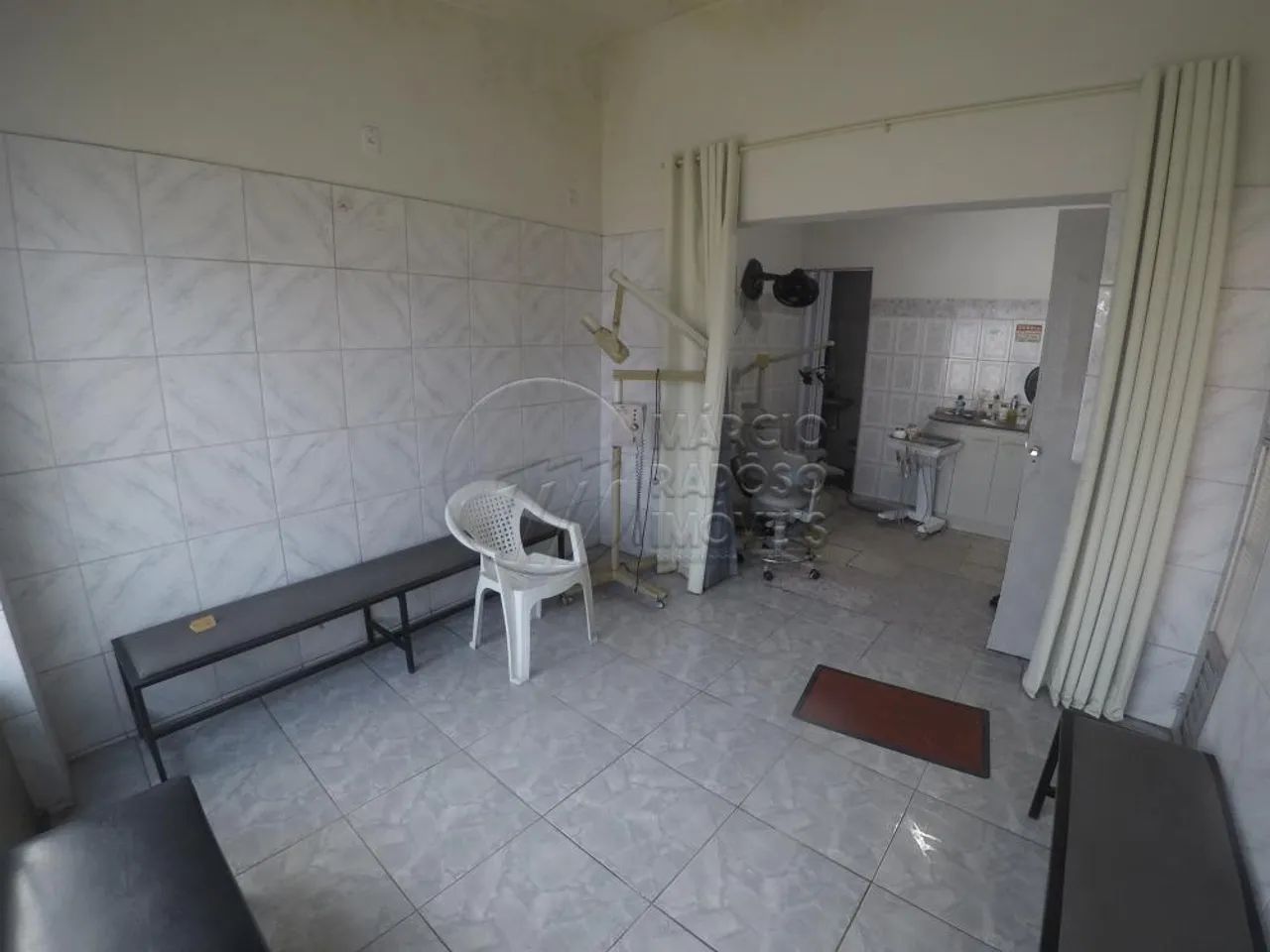 Casa e Consultório Dentário em Ponta Grossa - Foto 4