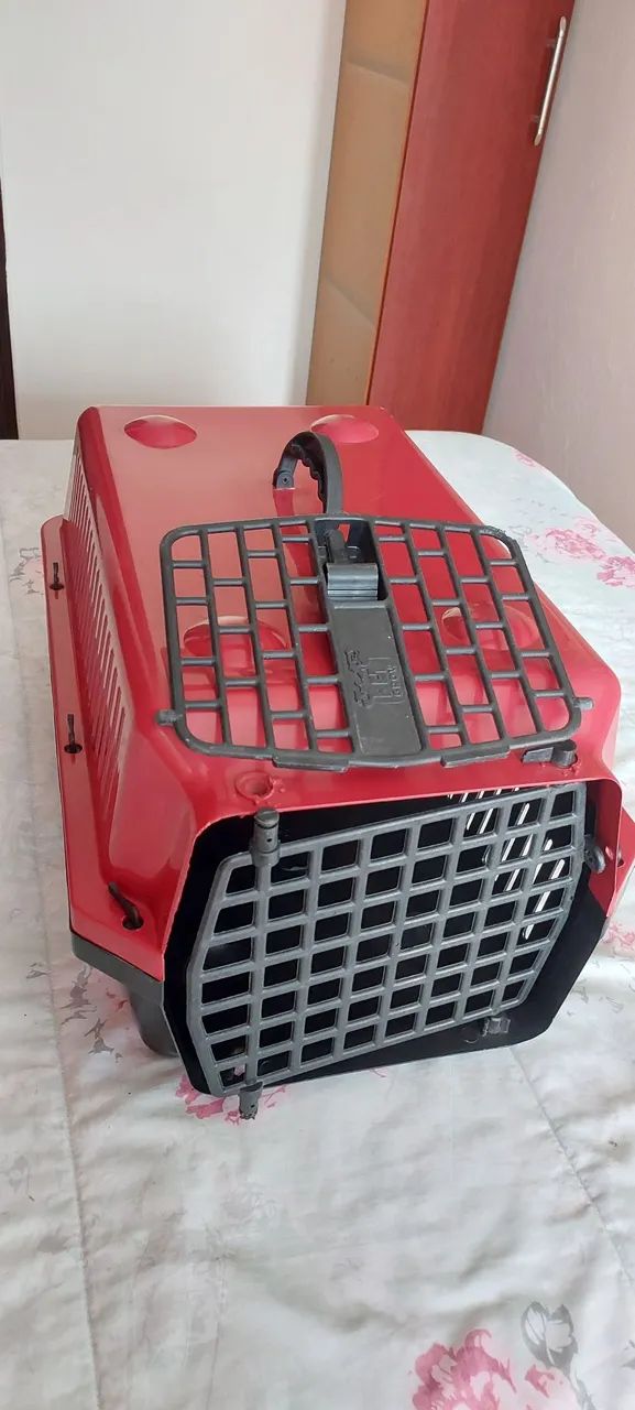 Caixa de transporte para Pets e acessórios 