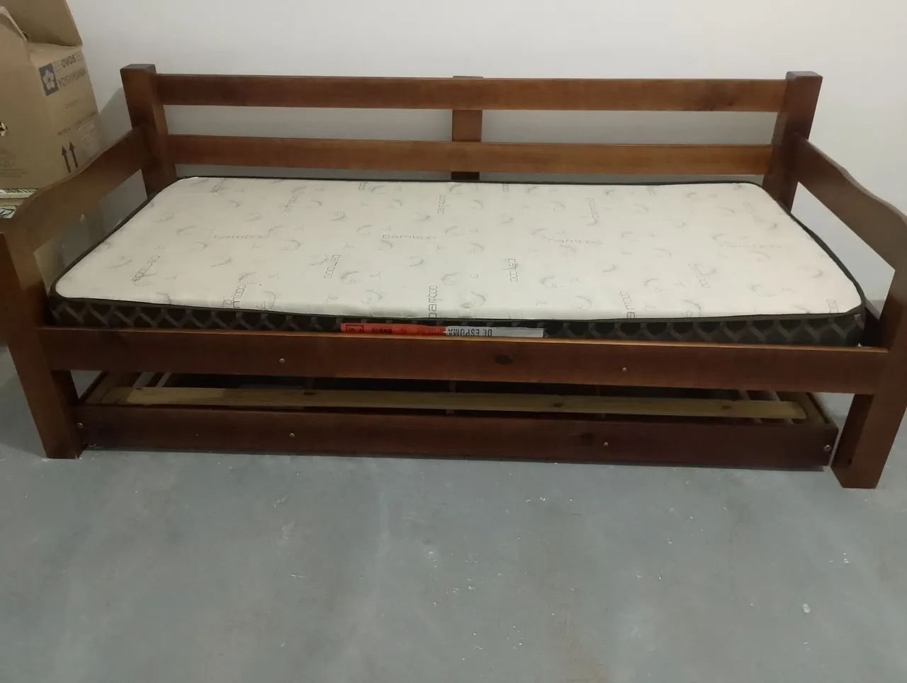 Cama tipo sofá para varanda ou quarto!