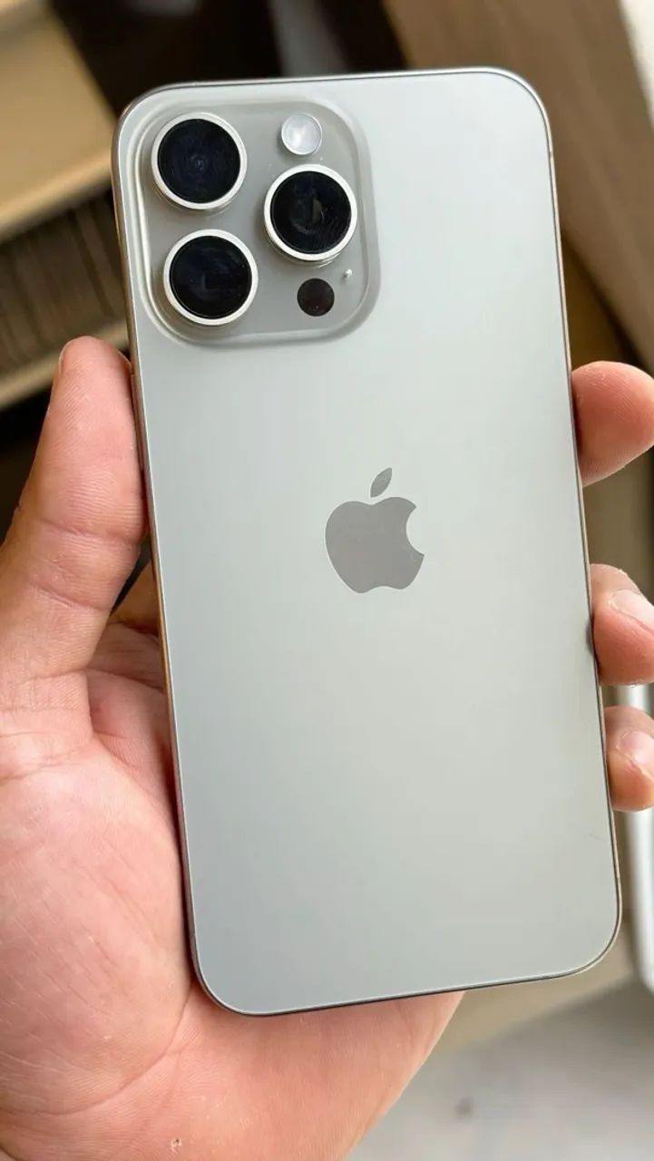 IPHONE 15 pro max titanium - Foto 2