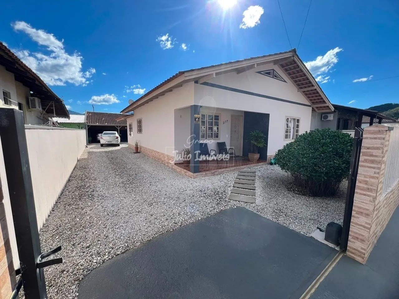 CASA COM 3 DORMITÓRIOS NO CENTRO DE GUABIRUBA - Foto 2