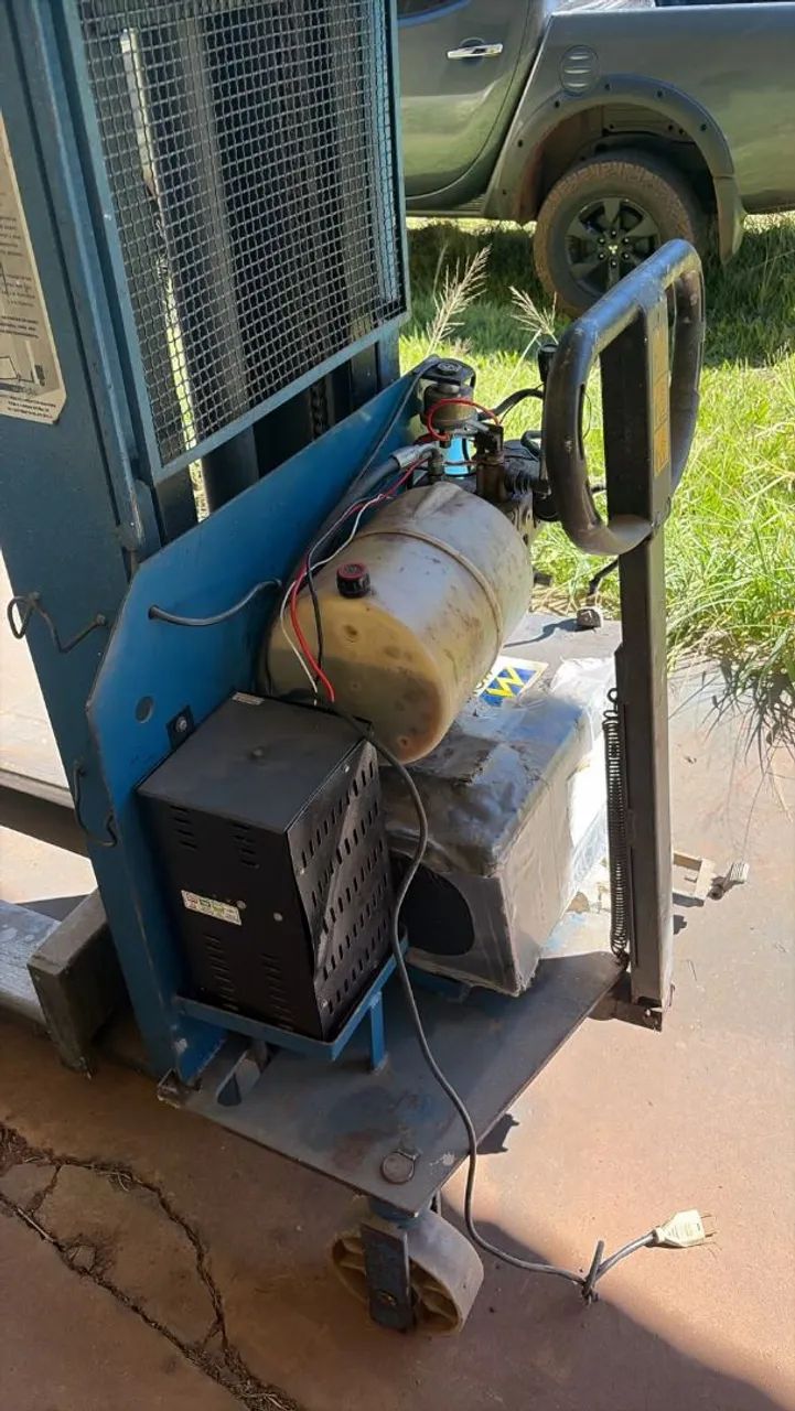 Empilhadeira Semi Elétrica Paletrans LE1034C - 1 Ton / 3,4m<br> - Foto 3