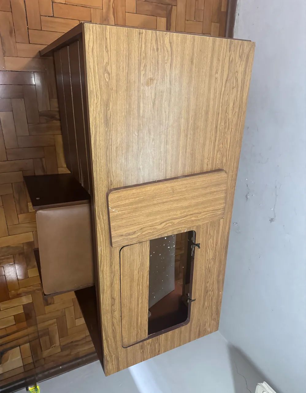 Mesa  máquina de costura acompanha banco - Foto 3