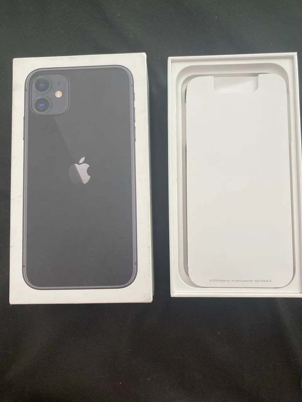 Caixa vazia de iPhone 11 preto 128gb