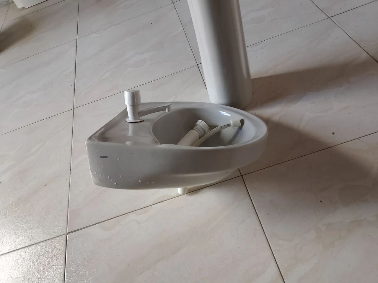 Vendo lávatorio de banheiro 