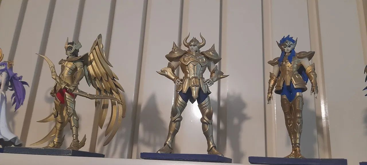 12 Cavaleiros de Ouro + Atena - Foto 4