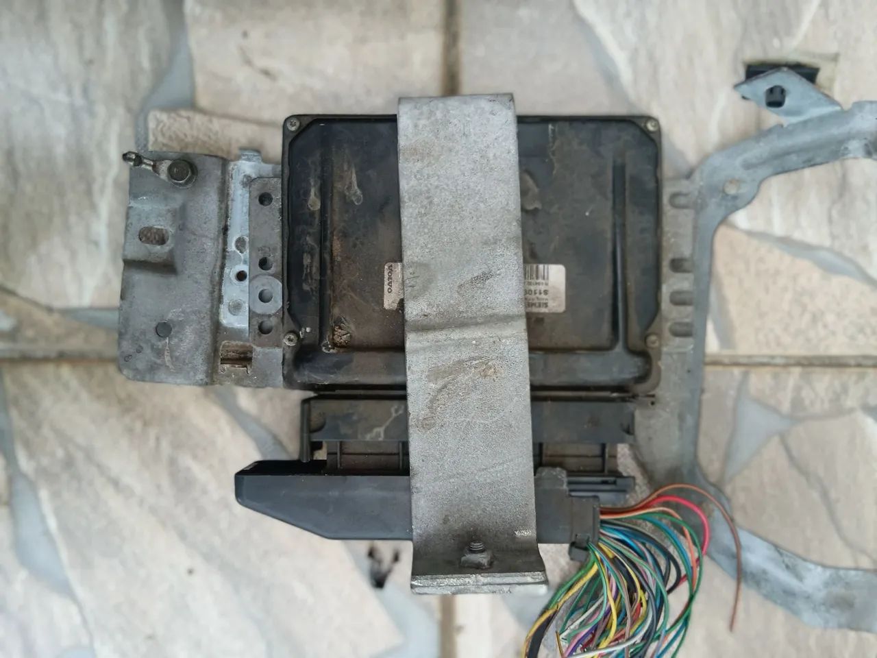 Módulo central da volvo s40 