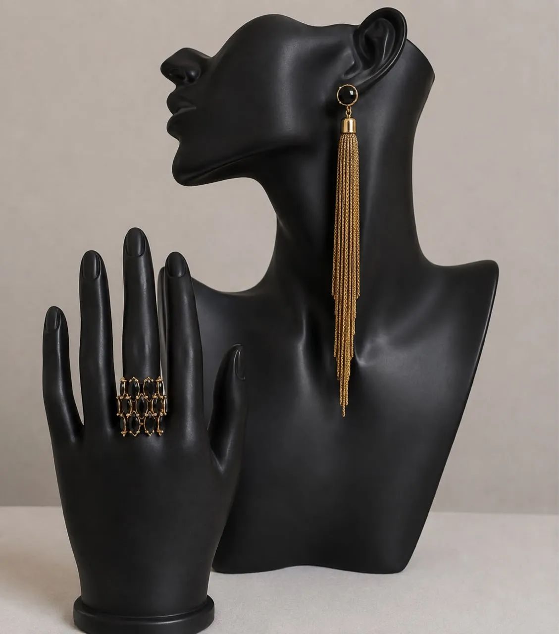 Conjunto de Brinco e Anel Gold Skill
