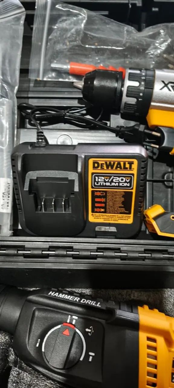 Dewalt kit Furadeira - Foto 2