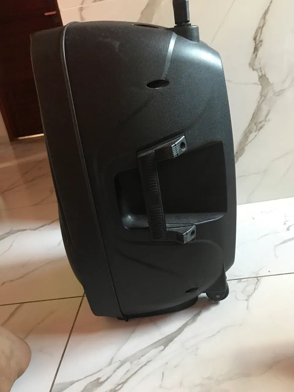 Caixa de som amplificadora nova em ótimo estado - Foto 2