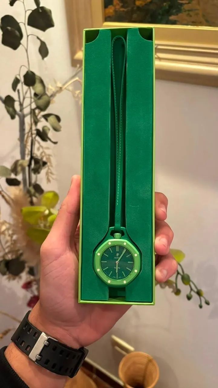 Audemars piguet Swatch Royal Pop original, completo com