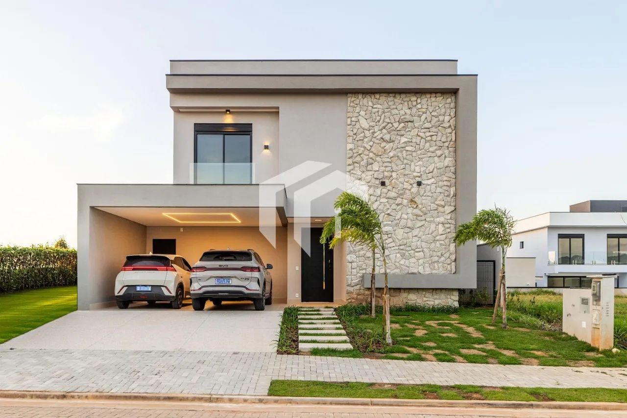 CASA À VENDA COM 4 QUARTOS 3 SUÍTES 242 m² PISCINA E LAZER COMPLETO