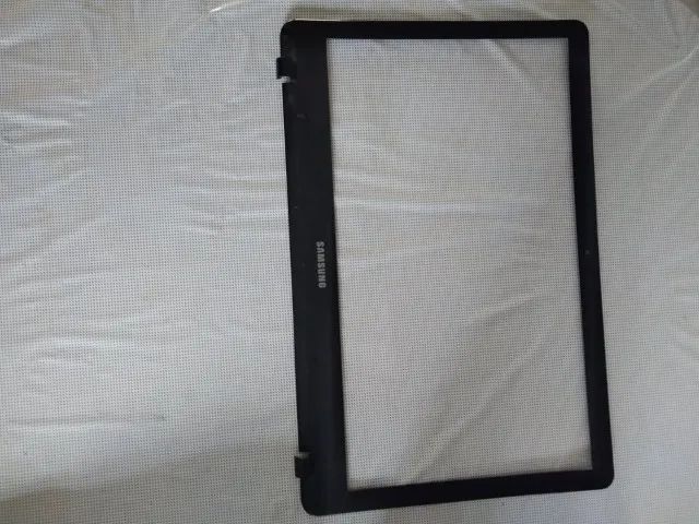 Moldura Samsung Np300E5m - Foto 4