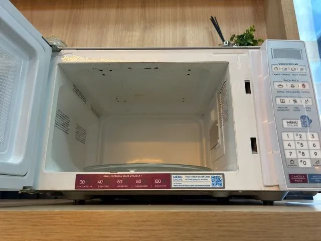 Micro-ondas Electrolux 27L Branco MB37R  - Foto 3