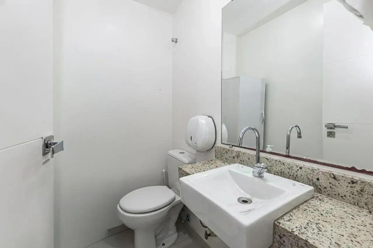 Sala comercial a venda com 4 consultórios, 71 m² - Centro - Foto 8