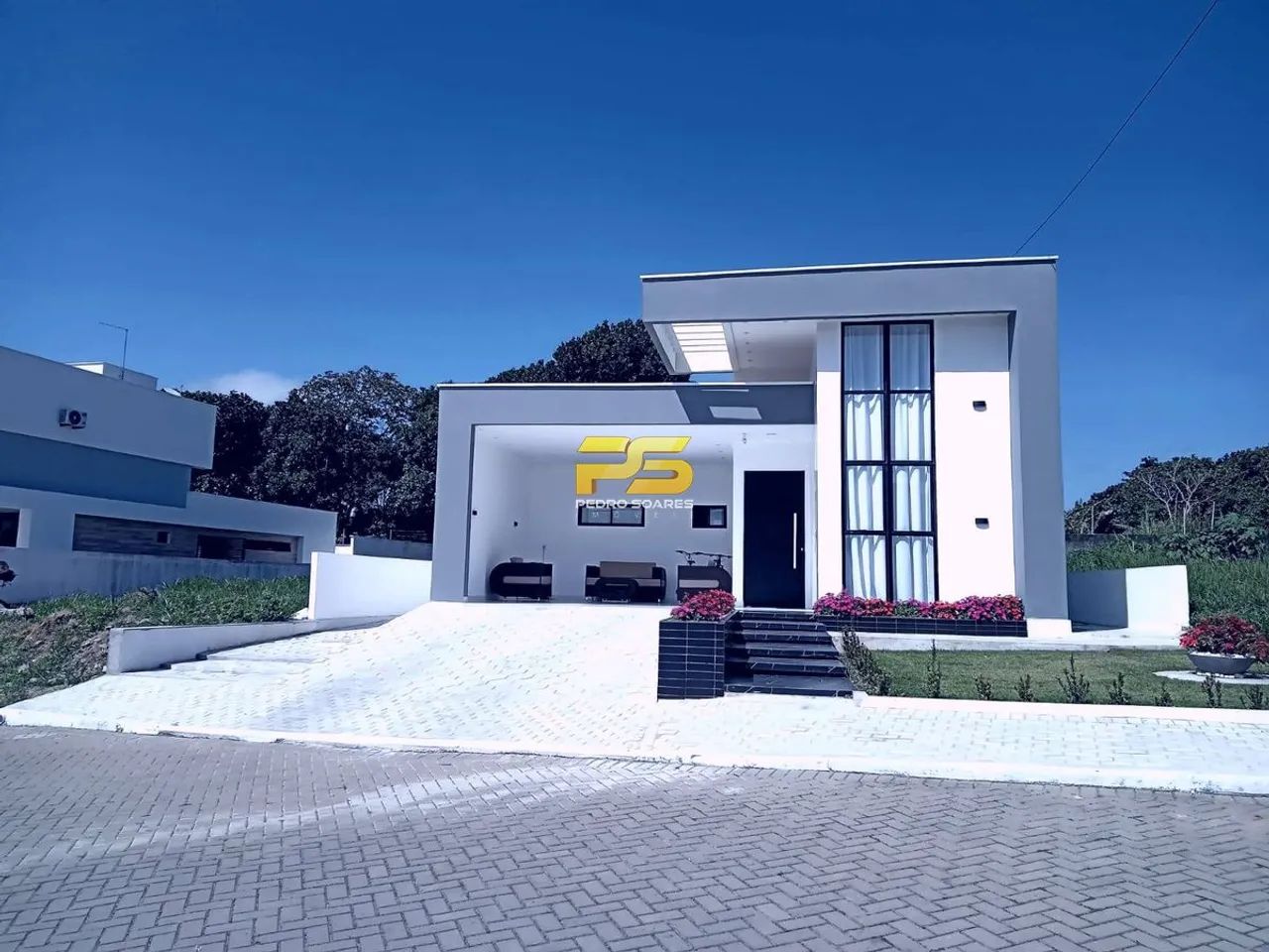 CASA EM CONDOMÍNIO EM SOLÂNIA