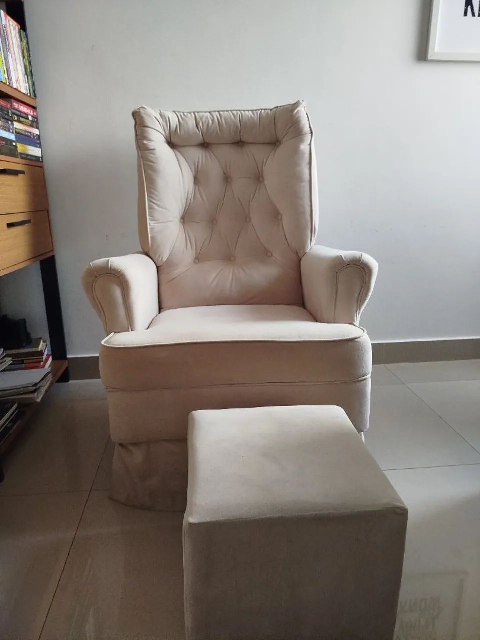 Nursing Chair418478267837992962