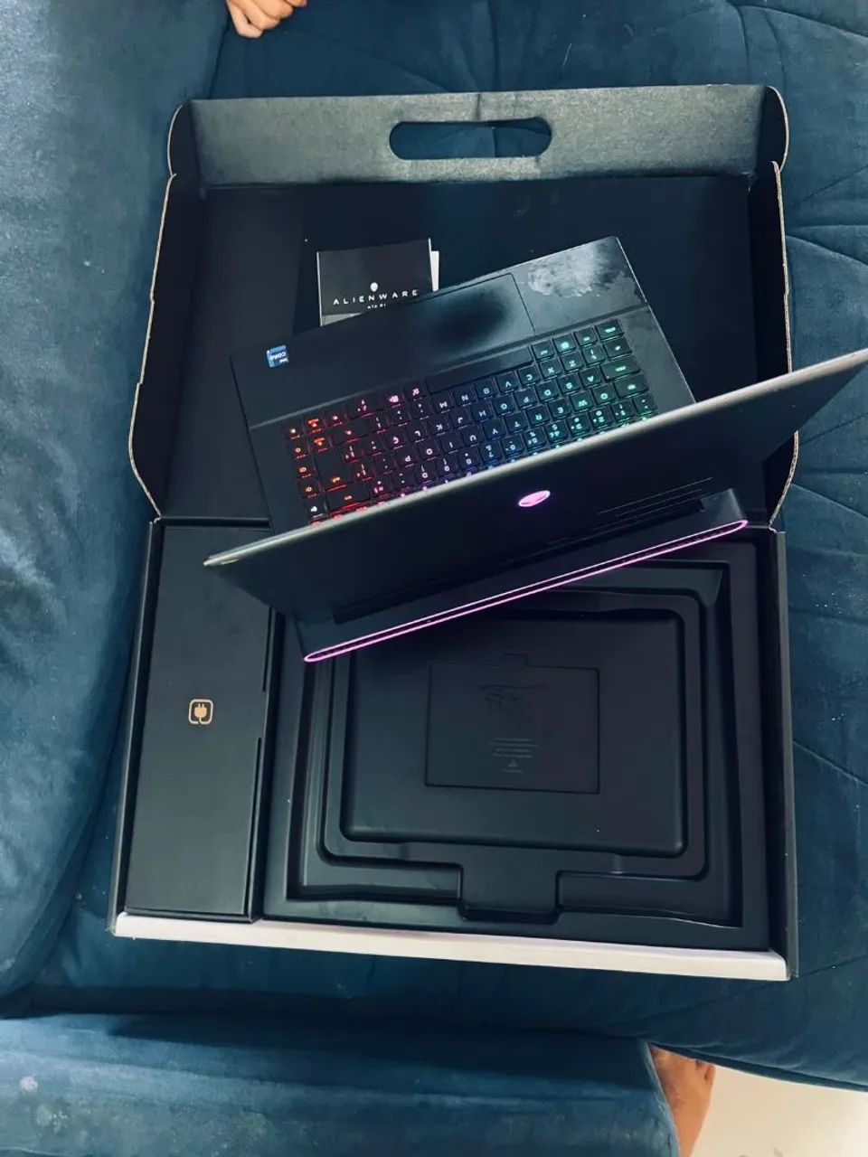 AlienWare  Intel® Core Ultra 9 185H<br>Windows 11 Home<br>NVIDIA®  - Foto 4