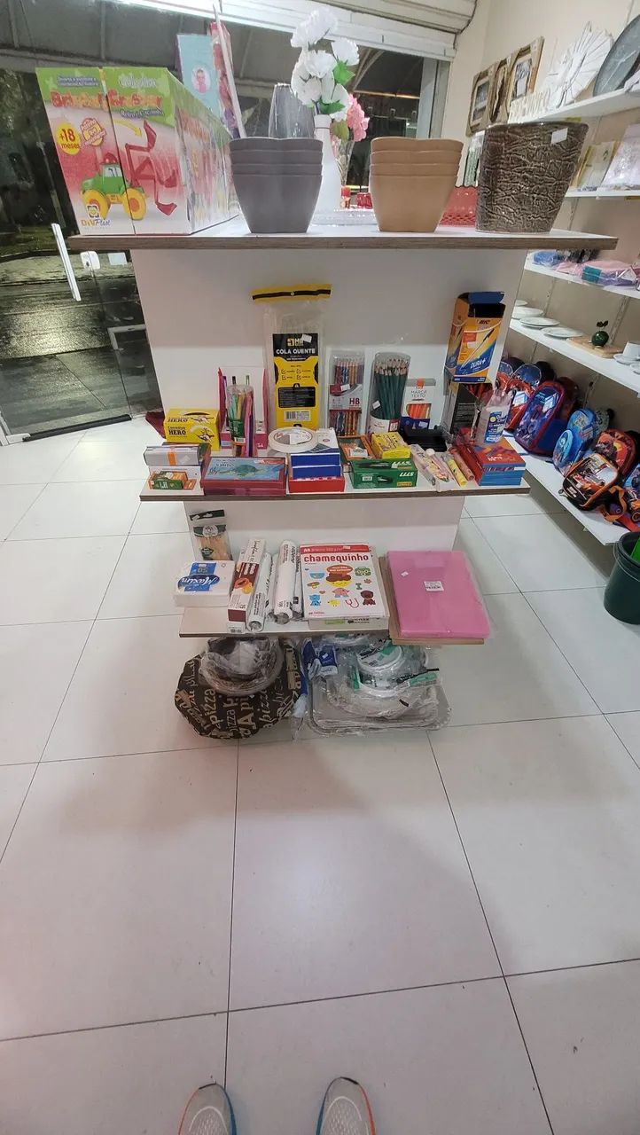 Ilha em MDF com prateleiras - Foto 3