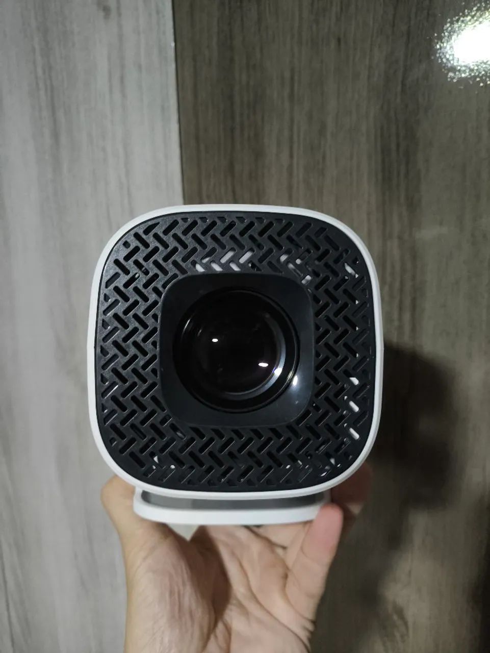 Projetor P30 Novo | Smart Wireless | Cinema em Casa | Full HD | HDMI | Wi-Fi