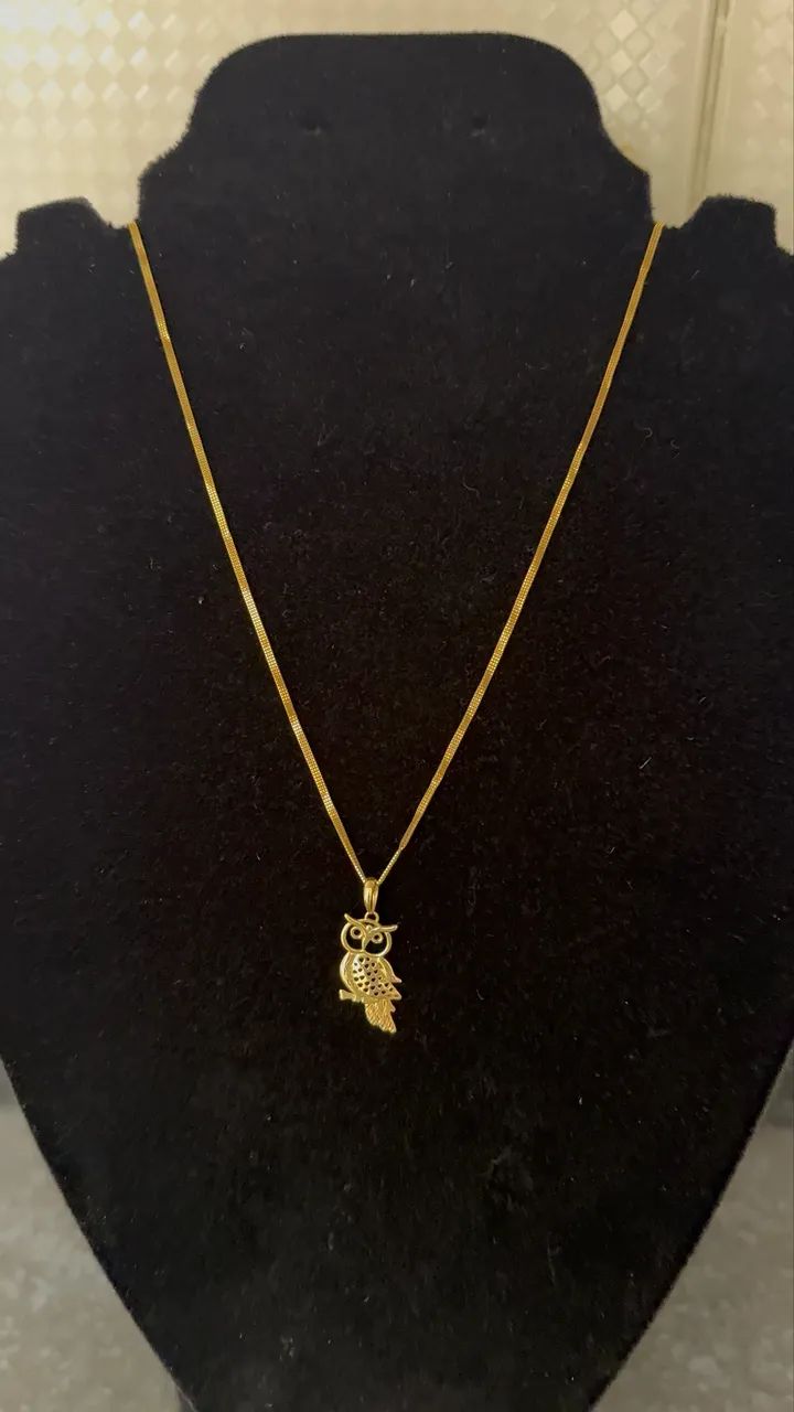 vendo corrente com pingente de coruja em ouro 18k com - Foto 3