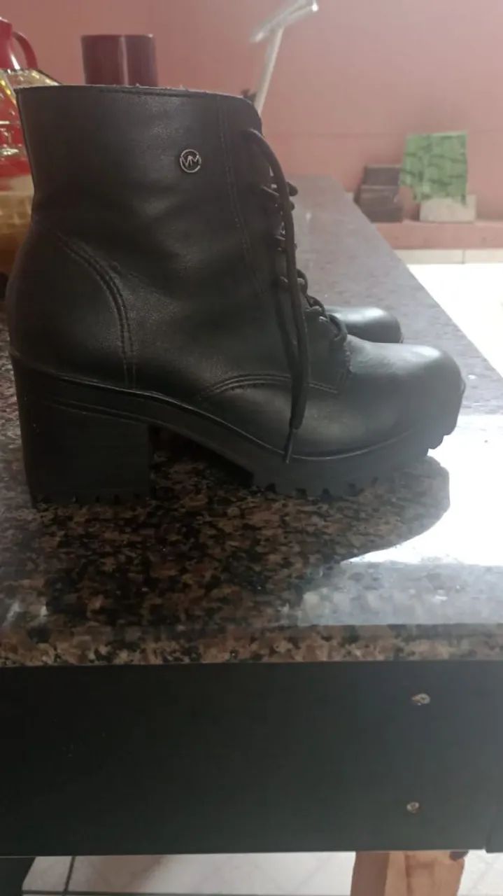 Bota Feminina 