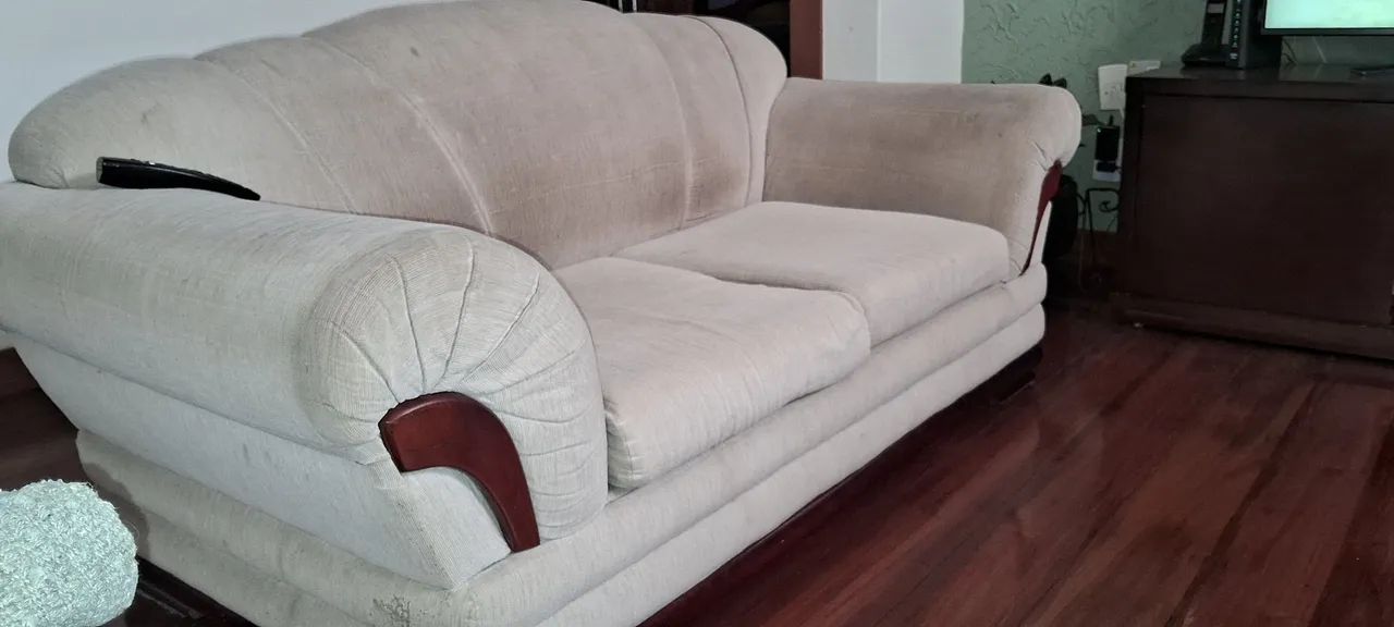 Sofa 2 e 3 lugares da lider usado