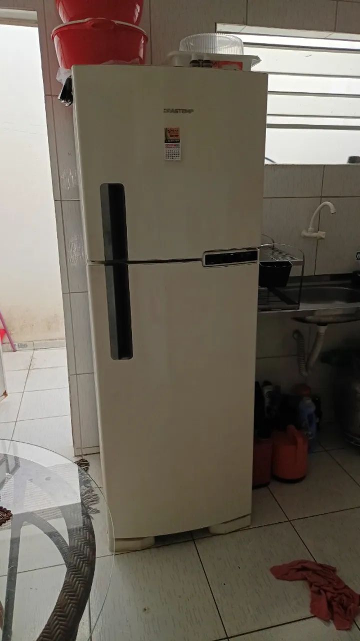 Geladeira, Gelágua