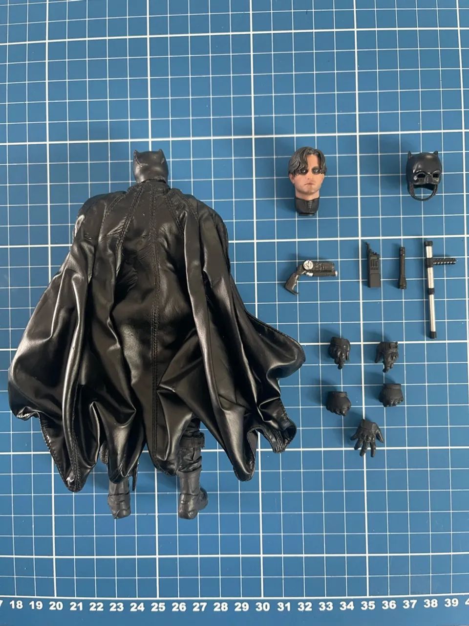Batman Tático - Sh Figuarts / customizado  - Foto 5