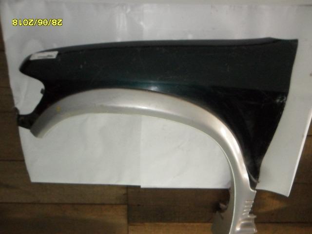 Paralama lado Esquerdo Hyundai Sportage 2000