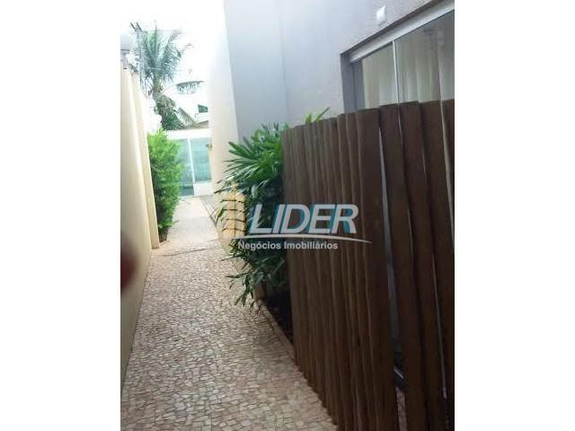 Apartamento à venda com 3 dormitórios em Lagoinha, Uberlândia cod:17876 - Foto 2