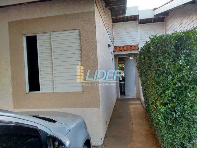 Casa à venda com 2 dormitórios em Jardim califórnia, Uberlândia cod:21346