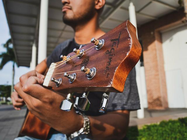 Curso de Violão - Foto 3