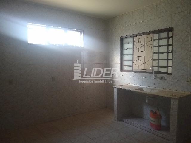 Casa para alugar com 3 dormitórios em Planalto, Uberlândia cod:863301 - Foto 15