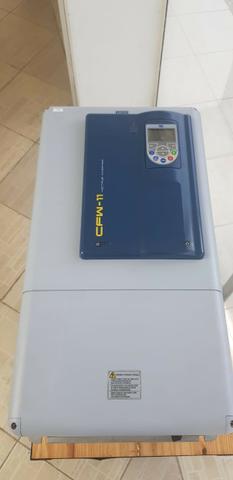 Inversor de frequência Weg (CFW11) - 150CV, 380-480V