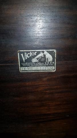 Vitrola Grafonola RCA Victor à Manivela - Foto 6