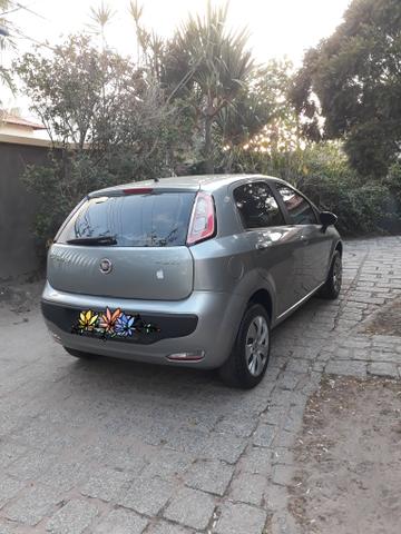 Fiat Punto Attractive 1.4 8V 2015 IMPECÁVEL!