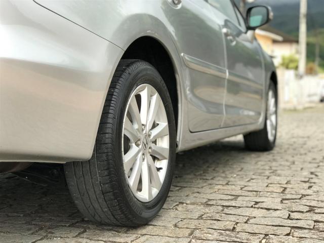 Civic Lxr 2.0 AT - Foto 19