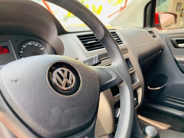 VOLKSWAGEN FOX COMFORTLINE 1.0 MI TOTAL FLEX 4P. MEC. - Foto 10