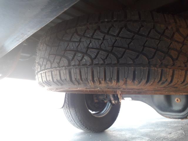 S10 2012/13 2.8 diesel branca 4x2 cab. simples