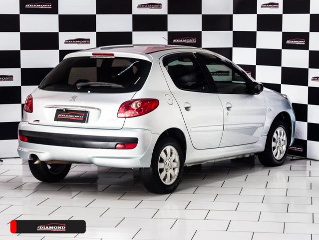 PEUGEOT 207 2010/2011 1.4 XR SPORT 8V FLEX 4P MANUAL - Foto 6