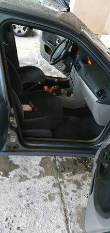 Renault Symbol 1.6 16v GNV 16mts - Foto 9