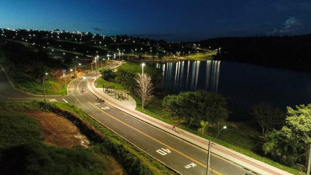 Lote as margens do lago em Caldas novas - Foto 8