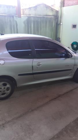 Vendo Peugeot 206 R$9.500 parcelo no cartão - Foto 6